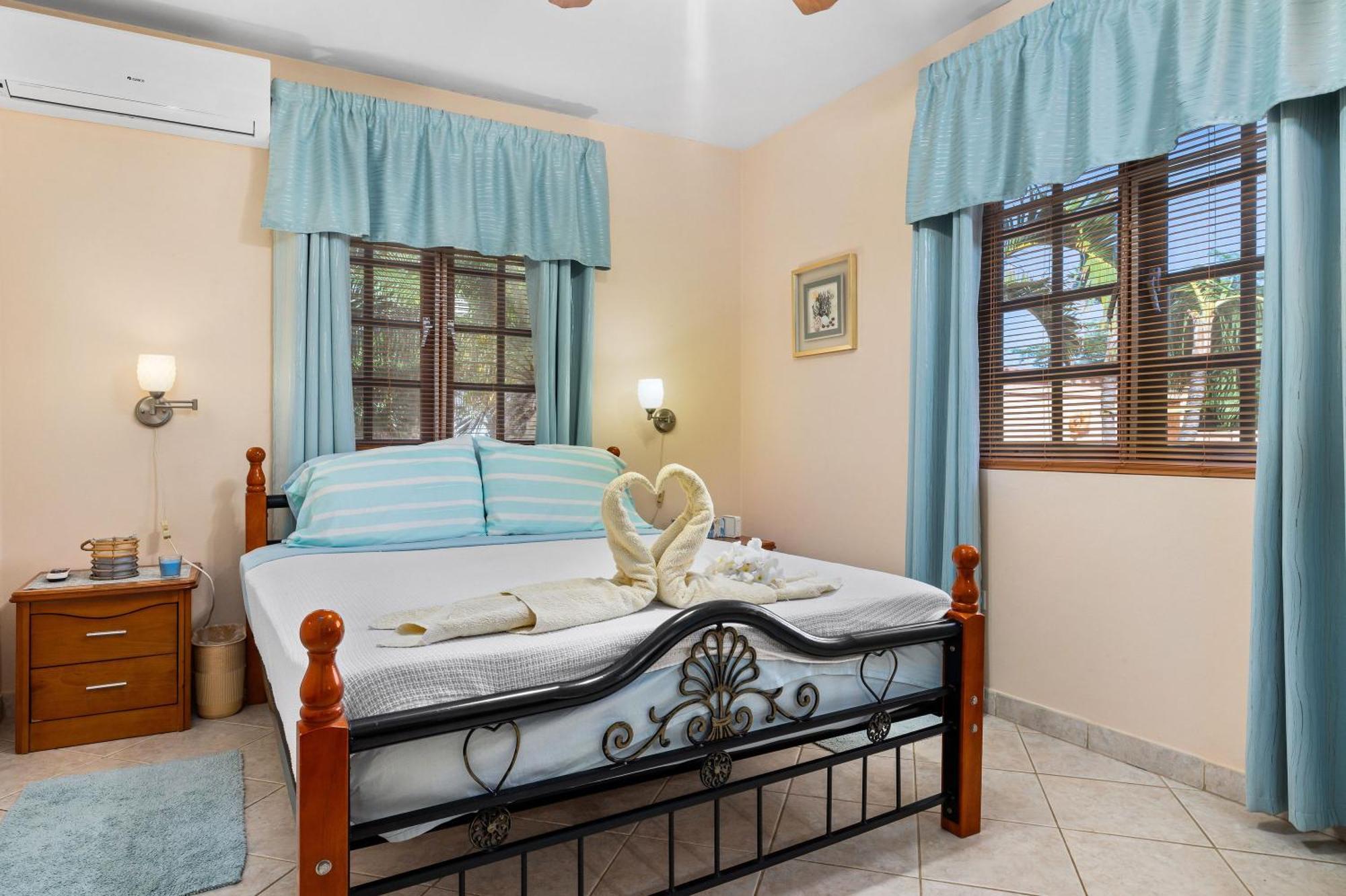 Sunrise Villa Is Gorgeous For Daily Views Of Sunrises And Sunsets Палм Бийч Екстериор снимка
